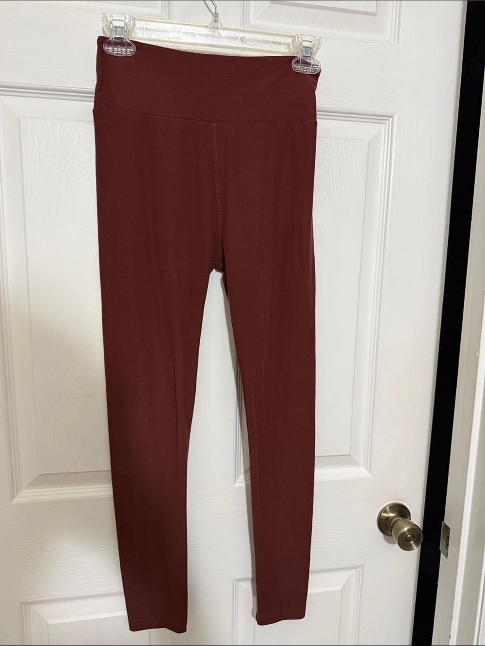 LuLaRoe Burgundy One Size Leggings